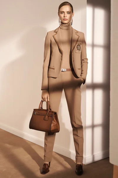 Look 26